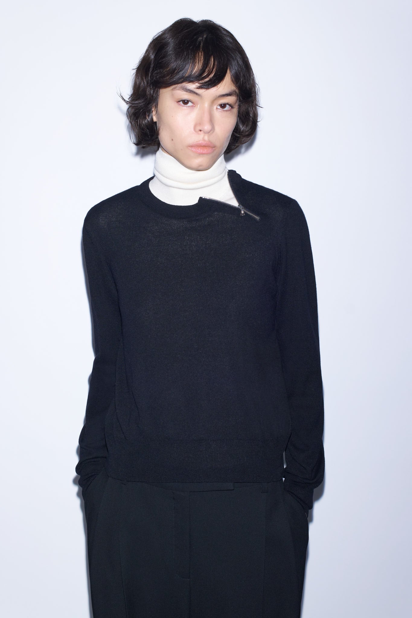 Bea Sweater Black